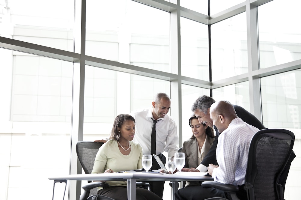 Le séminaire d’entreprise : un levier stratégique pour dynamiser le lien social et la performance