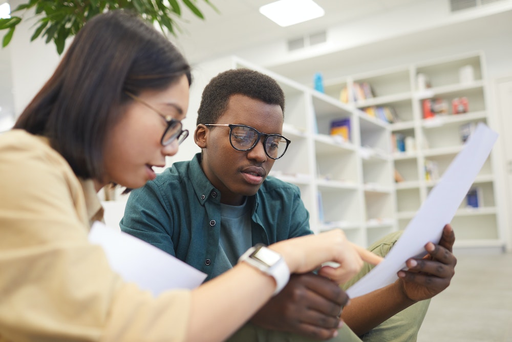 Le rôle crucial du BTS MCO dans le développement des compétences en vente et négociation