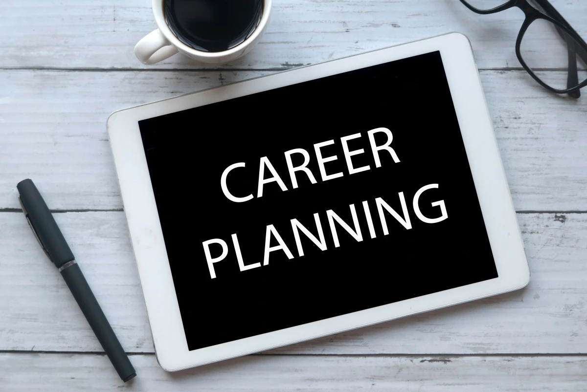 Comment choisir une formation professionnelle alignée sur vos ambitions de carrière
