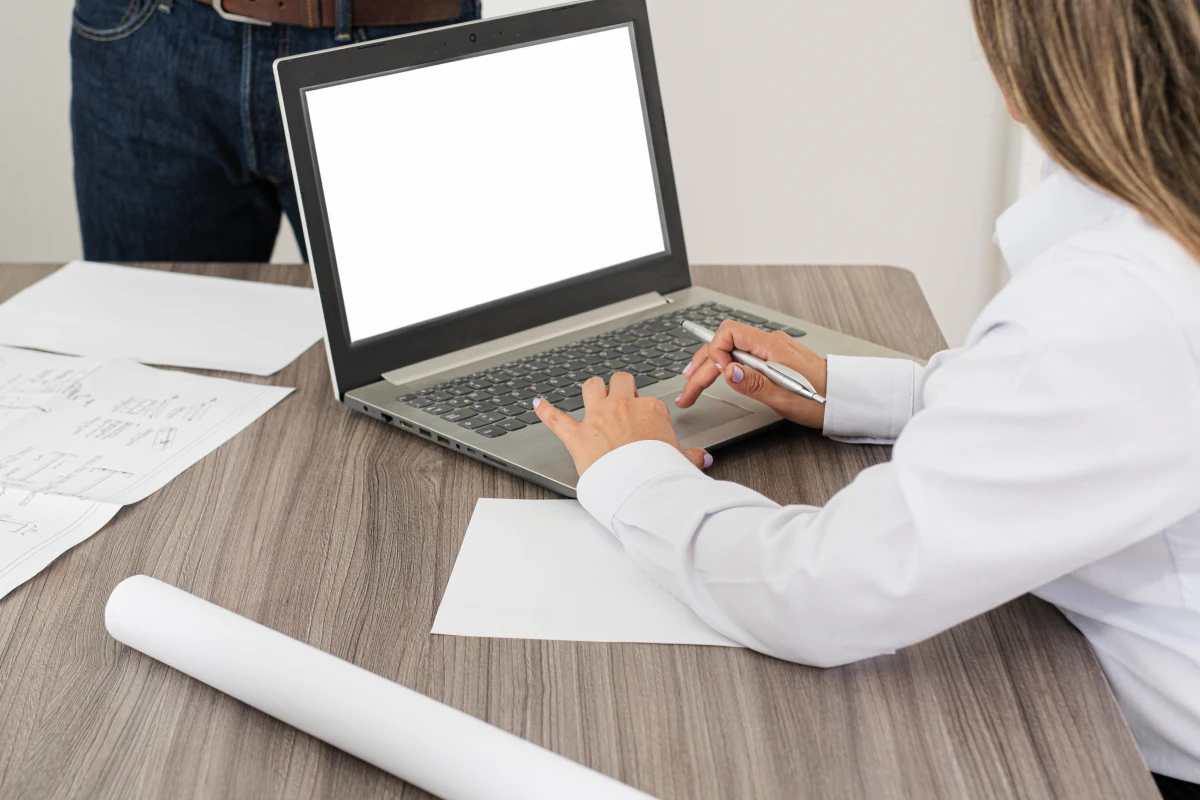 Élaborer une stratégie de communication interne efficace: les clés du succès