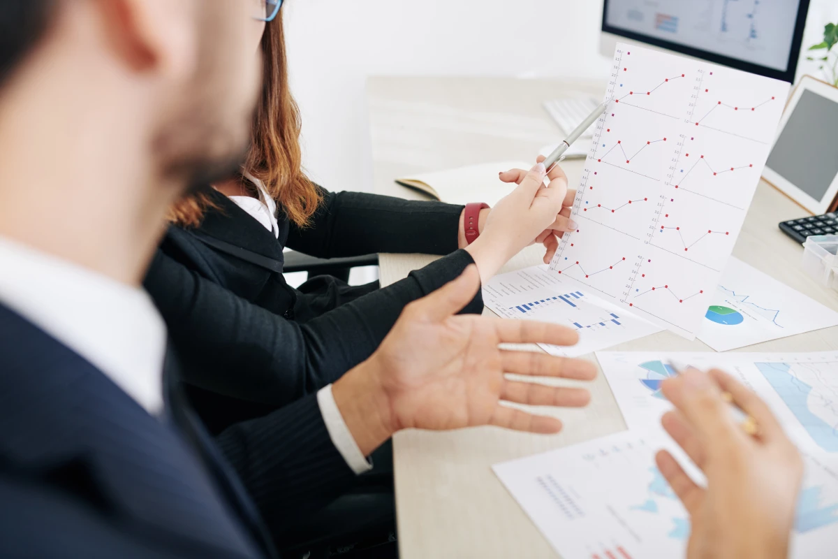 Maximisez votre impact : Les secrets d'une relation investisseurs gagnante